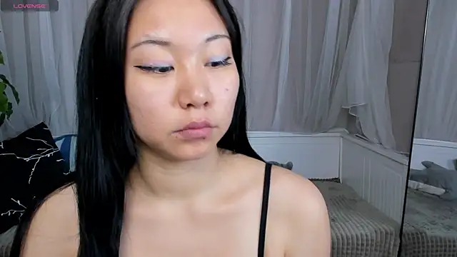 Snapshot of Inari_Okami_ chatting on 19, 1, 2025 Inari Okami online show from 19, 1, 2025