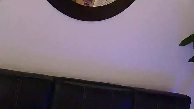 Snapshot of GymBoyVan chatting on 25, 2, 2025 GymBoyVan online show from 25, 2, 2025