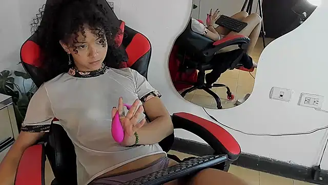 Milanxht online show from 12, 3, 2025