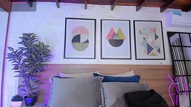 MiaKay1 online show from 2, 2, 2026