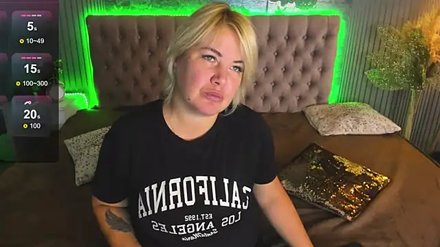 CurlyDreams online show from 2, 10, 2025