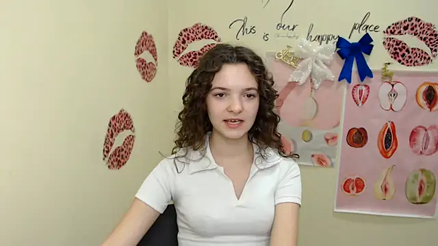  SusieSu  online show from 23, 12, 2024