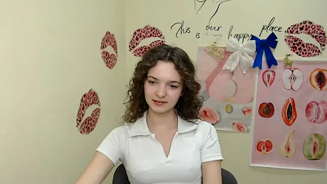  SusieSu  online show from 23, 12, 2024