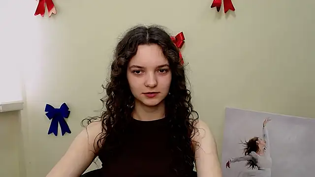  SusieSu  online show from 16, 2, 2025