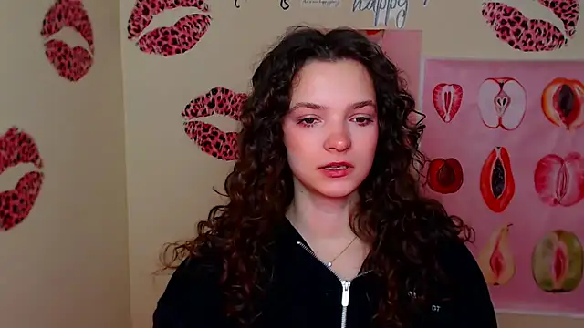 Snapshot of _SusieSu_ chatting on 18, 2, 2026 SusieSu online show from 18, 2, 2026