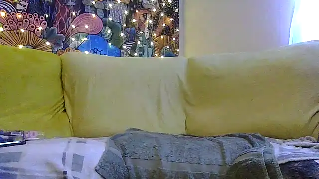 freyadivine online show from 9, 1, 2025