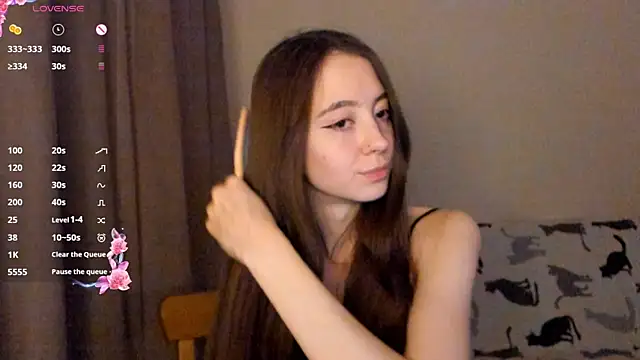 EvaBradley online show from 3, 12, 2025