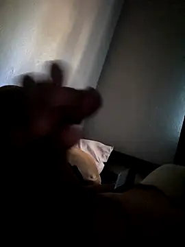 Snapshot of fundick132 chatting on 21, 10, 2025 fundick132 online show from 21, 10, 2025