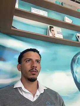 Snapshot of pteno1 chatting on 8, 1, 2025 pteno1 online show from 8, 1, 2025