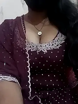 Anamika Kapoor online show from 5, 1, 2025