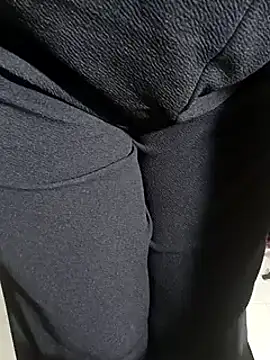 Anamika Kapoor online show from 1, 2, 2025