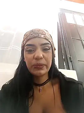 Sara-77 online show from 10, 3, 2025