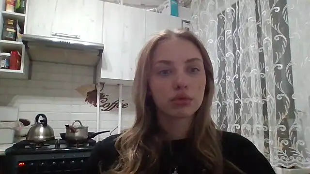 Snapshot of Sweety_Nika chatting on 6, 2, 2025 Sweety Nika online show from 6, 2, 2025