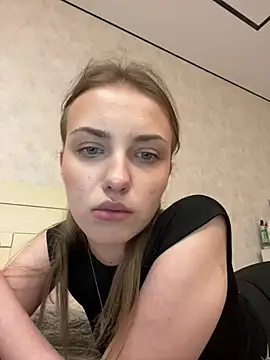 Snapshot of Sweety_Nika chatting on 28, 2, 2025 Sweety Nika online show from 28, 2, 2025