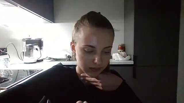 Snapshot of Sweety_Nika chatting on 17, 9, 2025 Sweety Nika online show from 17, 9, 2025