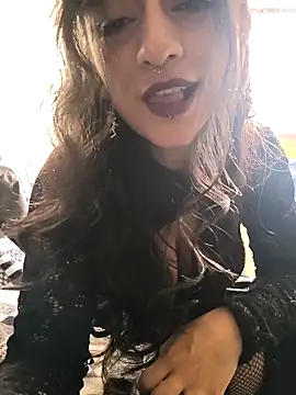 Lila Desiree online show from 31, 3, 2026