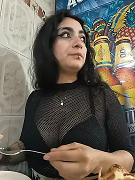 Snapshot of Lila_Desiree chatting on 19, 6, 2026 Lila Desiree online show from 19, 6, 2026