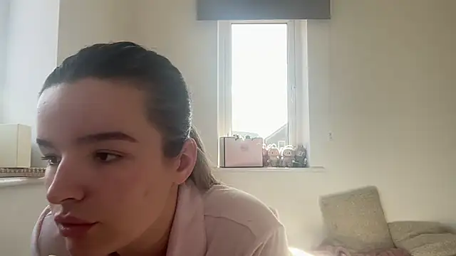 maisiesmithx online show from 14, 3, 2026