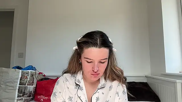 maisiesmithx online show from 7, 4, 2026