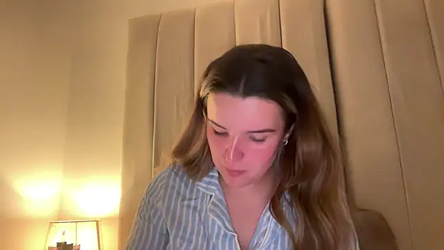 maisiesmithx online show from 8, 4, 2026