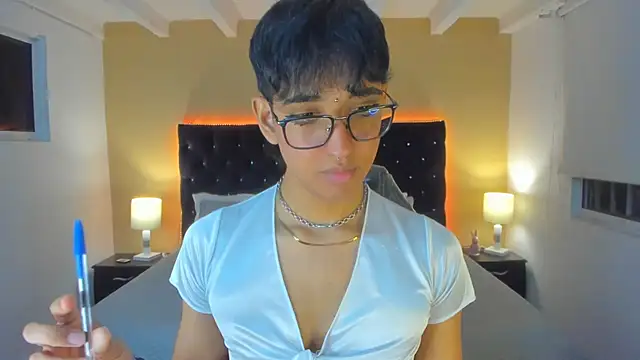 Snapshot of Dark_hairy_ chatting on 31, 1, 2025 Dark hairy online show from 31, 1, 2025