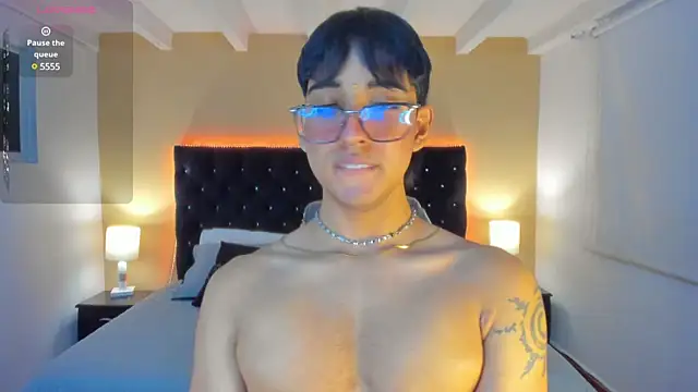 Snapshot of Dark_hairy_ chatting on 22, 2, 2025 Dark hairy online show from 22, 2, 2025