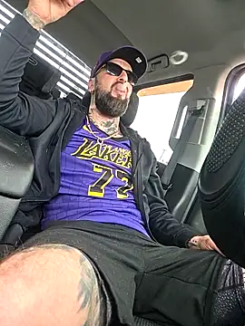 Beardedtattood online show from 6, 11, 2025