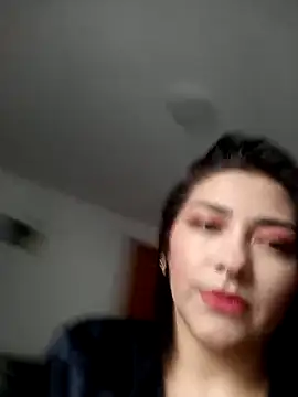 SophieWinslow online show from 17, 3, 2025