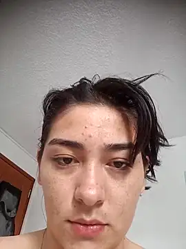 SophieWinslow online show from 4, 10, 2025