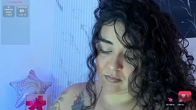 Snapshot of Reginavegaa chatting on 23, 5, 2026 Reginavegaa online show from 23, 5, 2026