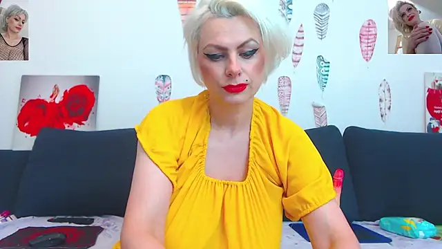 Snapshot of ForeverBarbie_ chatting on 10, 7, 2026 ForeverBarbie online show from 10, 7, 2026