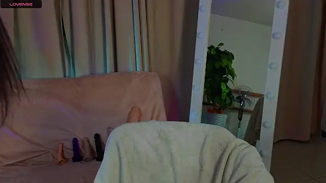 Snapshot of Dark_Lola_ chatting on 5, 3, 2025 Dark Lola online show from 5, 3, 2025