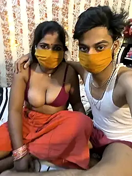 Snapshot of Indian_Lust_Couple chatting on 14, 12, 2024 Indian Lust Couple online show from 14, 12, 2024