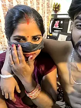 Snapshot of Indian_Lust_Couple chatting on 17, 12, 2024 Indian Lust Couple online show from 17, 12, 2024