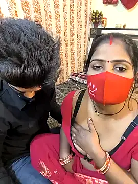 Snapshot of Indian_Lust_Couple chatting on 3, 1, 2025 Indian Lust Couple online show from 3, 1, 2025