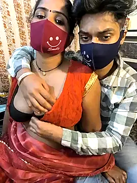 Snapshot of Indian_Lust_Couple chatting on 7, 1, 2025 Indian Lust Couple online show from 7, 1, 2025