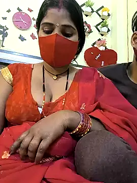Snapshot of Indian_Lust_Couple chatting on 1, 2, 2025 Indian Lust Couple online show from 1, 2, 2025