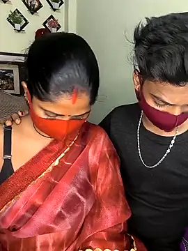 Snapshot of Indian_Lust_Couple chatting on 5, 3, 2025 Indian Lust Couple online show from 5, 3, 2025