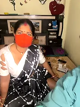 Snapshot of Indian_Lust_Couple chatting on 22, 3, 2025 Indian Lust Couple online show from 22, 3, 2025