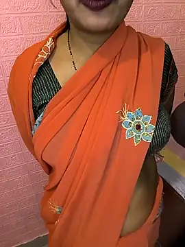 Snapshot of Indian_Lust_Couple chatting on 15, 11, 2025 Indian Lust Couple online show from 15, 11, 2025