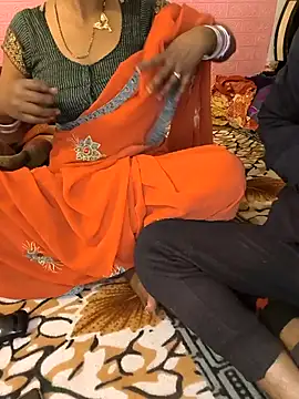 Snapshot of Indian_Lust_Couple chatting on 22, 11, 2025 Indian Lust Couple online show from 22, 11, 2025