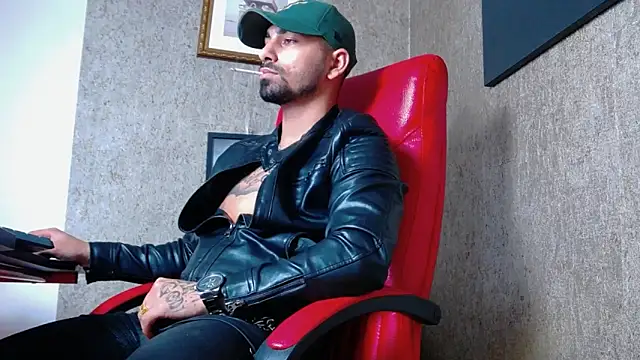 Snapshot of NigelBoydXXX chatting on 11, 1, 2025 NigelBoydXXX online show from 11, 1, 2025