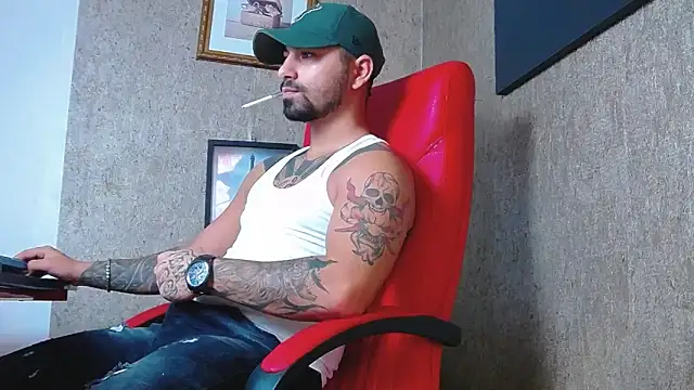 Snapshot of NigelBoydXXX chatting on 7, 2, 2025 NigelBoydXXX online show from 7, 2, 2025