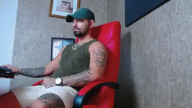 Snapshot of NigelBoydXXX chatting on 8, 2, 2025 NigelBoydXXX online show from 8, 2, 2025