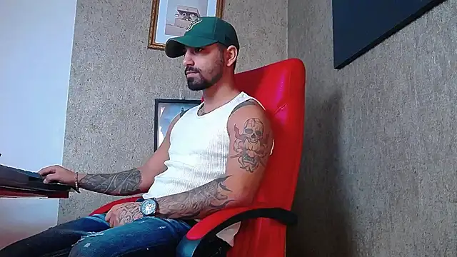 Snapshot of NigelBoydXXX chatting on 12, 2, 2025 NigelBoydXXX online show from 12, 2, 2025