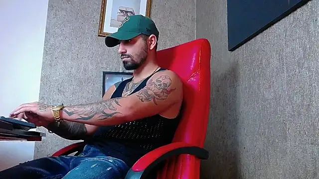 Snapshot of NigelBoydXXX chatting on 13, 2, 2025 NigelBoydXXX online show from 13, 2, 2025