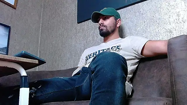 Snapshot of NigelBoydXXX chatting on 24, 2, 2025 NigelBoydXXX online show from 24, 2, 2025