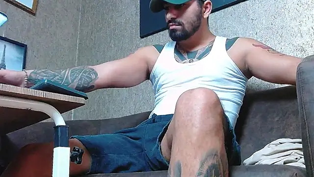 Snapshot of NigelBoydXXX chatting on 26, 2, 2025 NigelBoydXXX online show from 26, 2, 2025