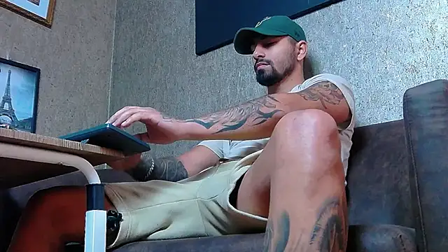 Snapshot of NigelBoydXXX chatting on 19, 3, 2025 NigelBoydXXX online show from 19, 3, 2025