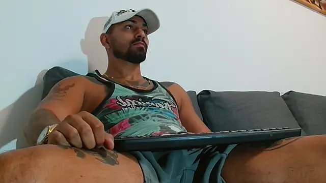 Snapshot of NigelBoydXXX chatting on 18, 9, 2025 NigelBoydXXX online show from 18, 9, 2025